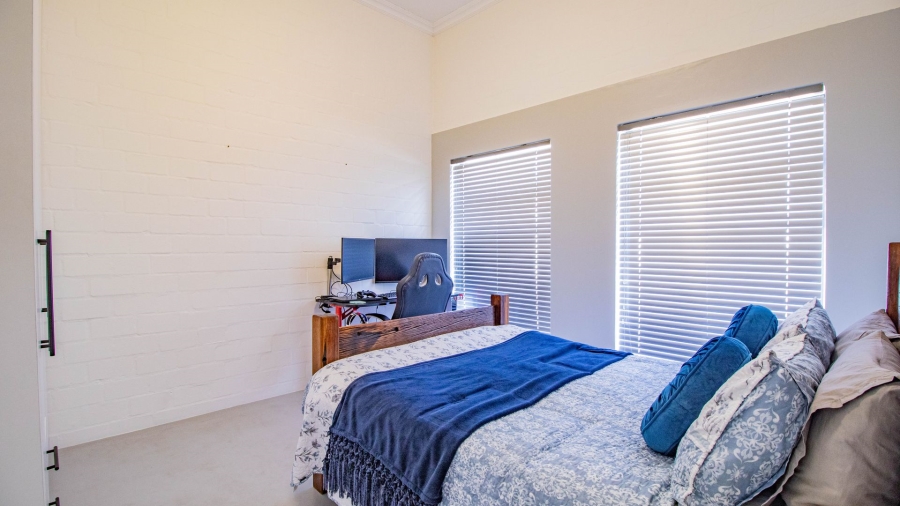 3 Bedroom Property for Sale in Britannia Beach Estate Western Cape
